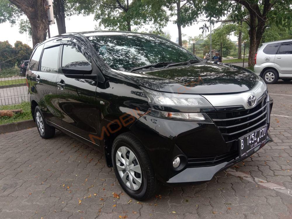 Mobil Toyota Avanza 2021