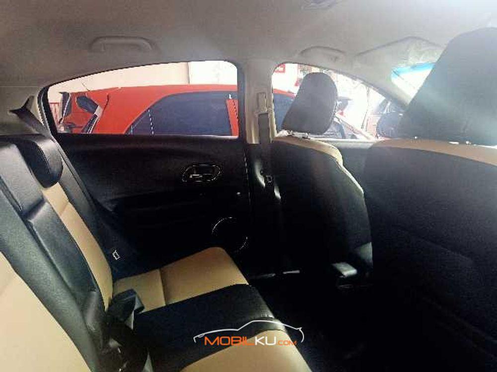 Mobil Honda HR-V 2017
