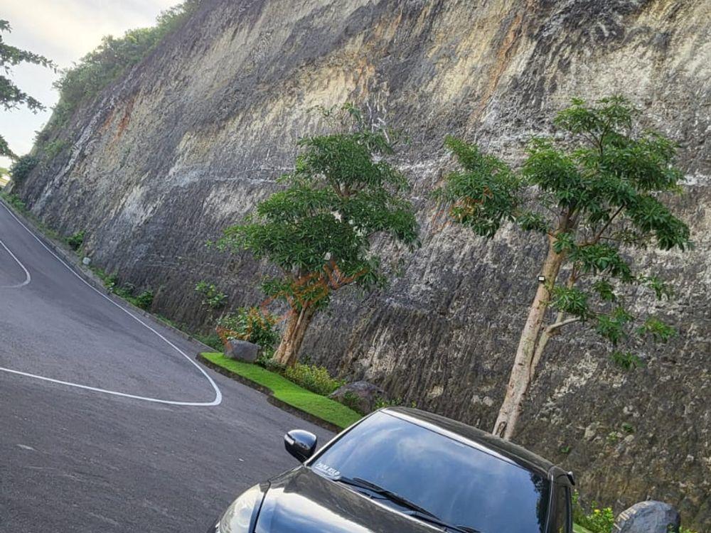 Mobil Suzuki Swift 2015