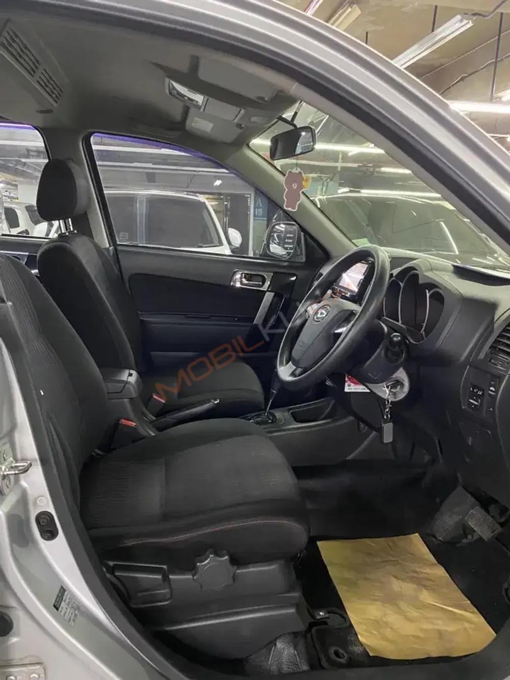 Mobil Daihatsu Terios 2015