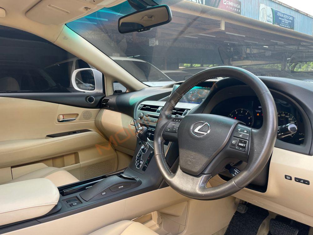 Mobil Lexus RX 2011