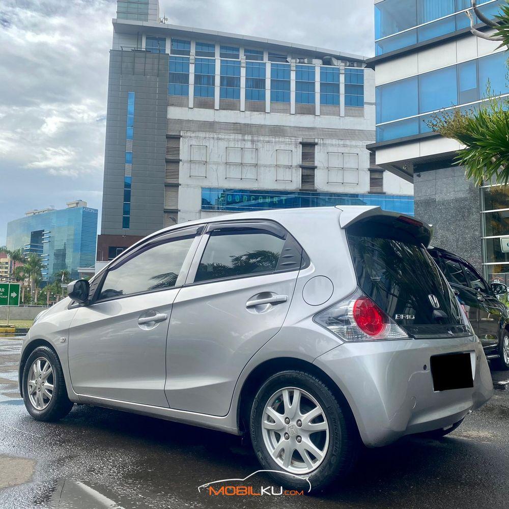 Mobil Honda Brio 2013