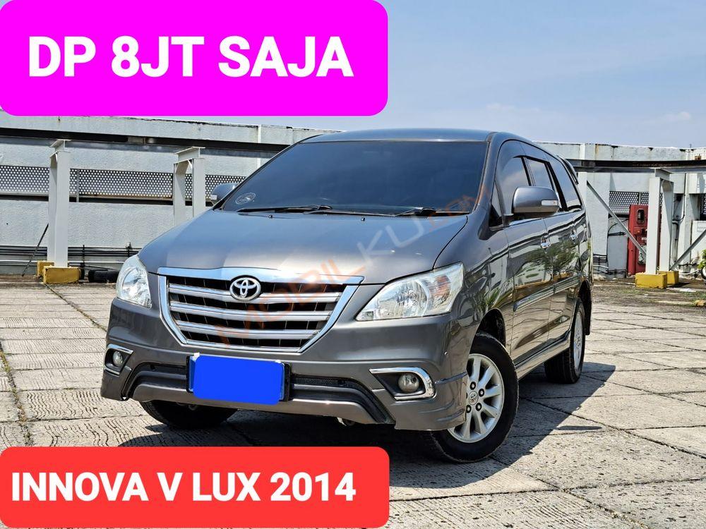 Mobil Toyota Kijang Innova 2014