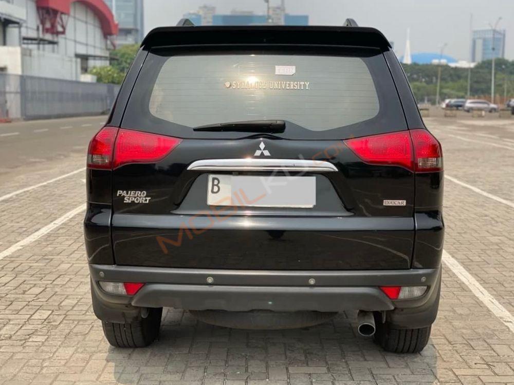 Mobil Mitsubishi Pajero Sport 2013