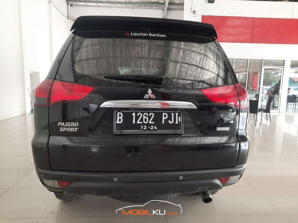 Mobil Mitsubishi Pajero Sport 2014