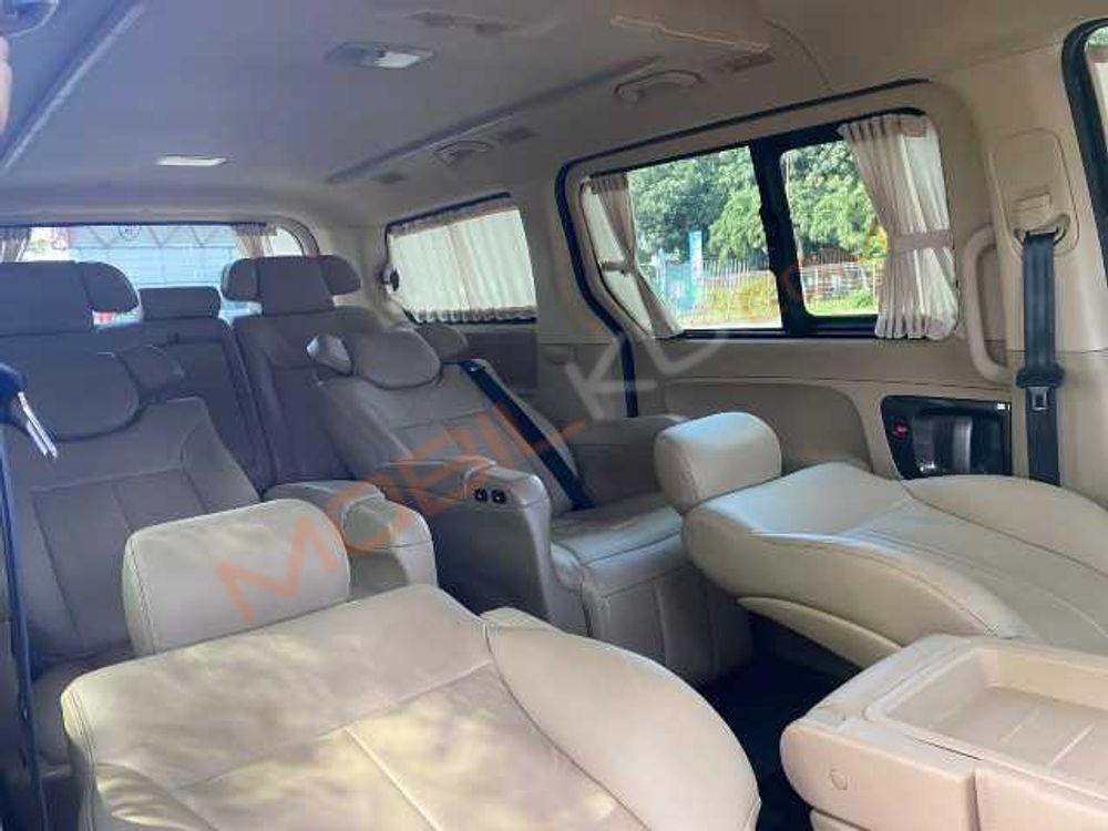 Mobil Hyundai H-1 2017