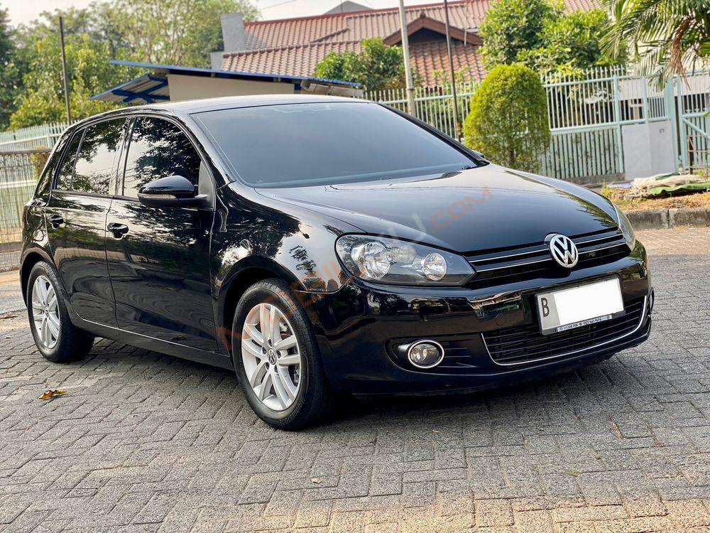 Mobil Volkswagen Golf 2013