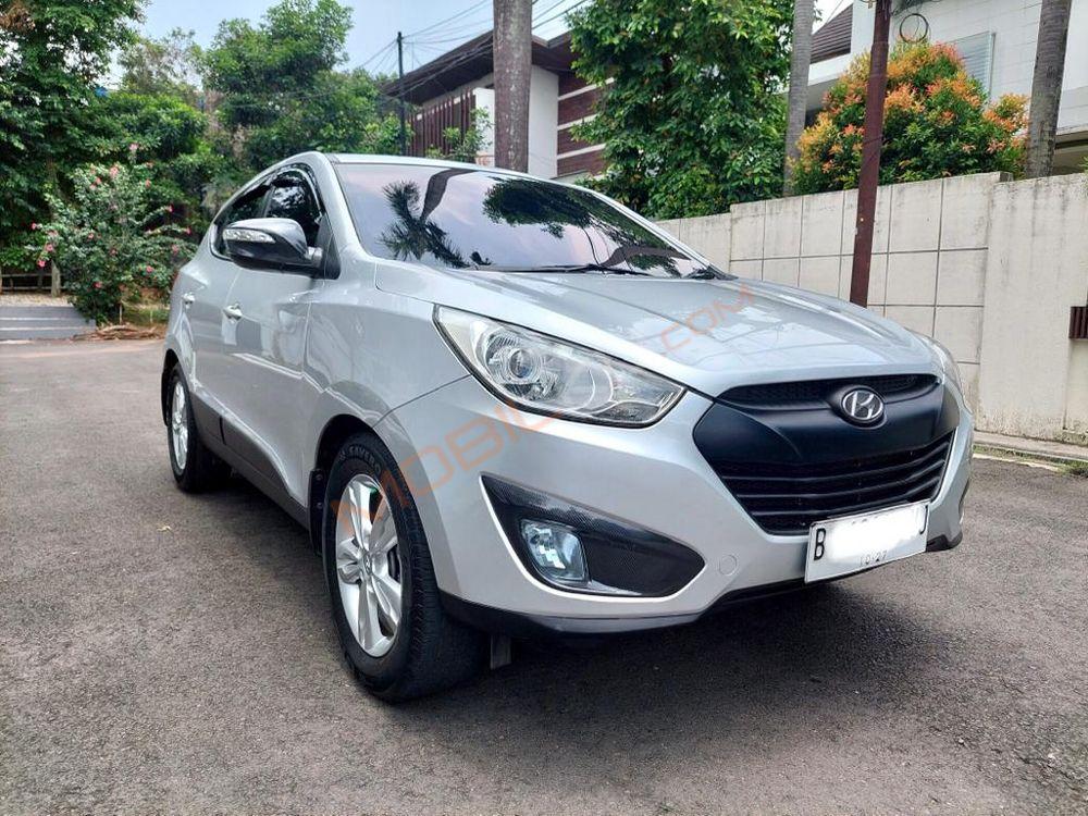 Mobil Hyundai Tucson 2011