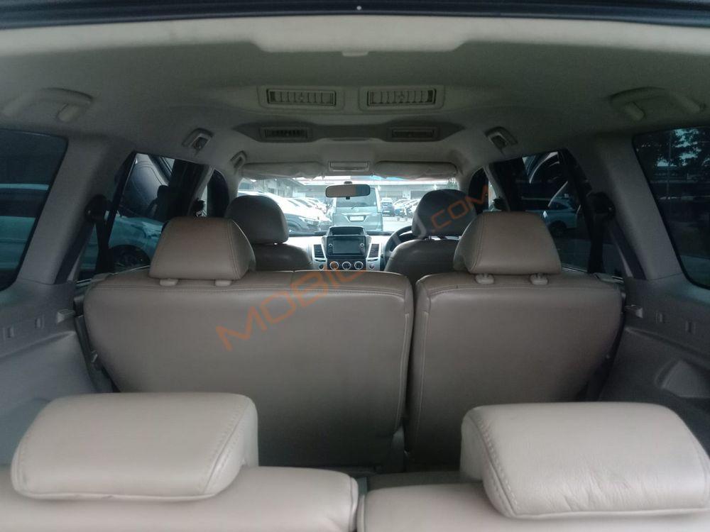 Mobil Mitsubishi Pajero Sport 2014