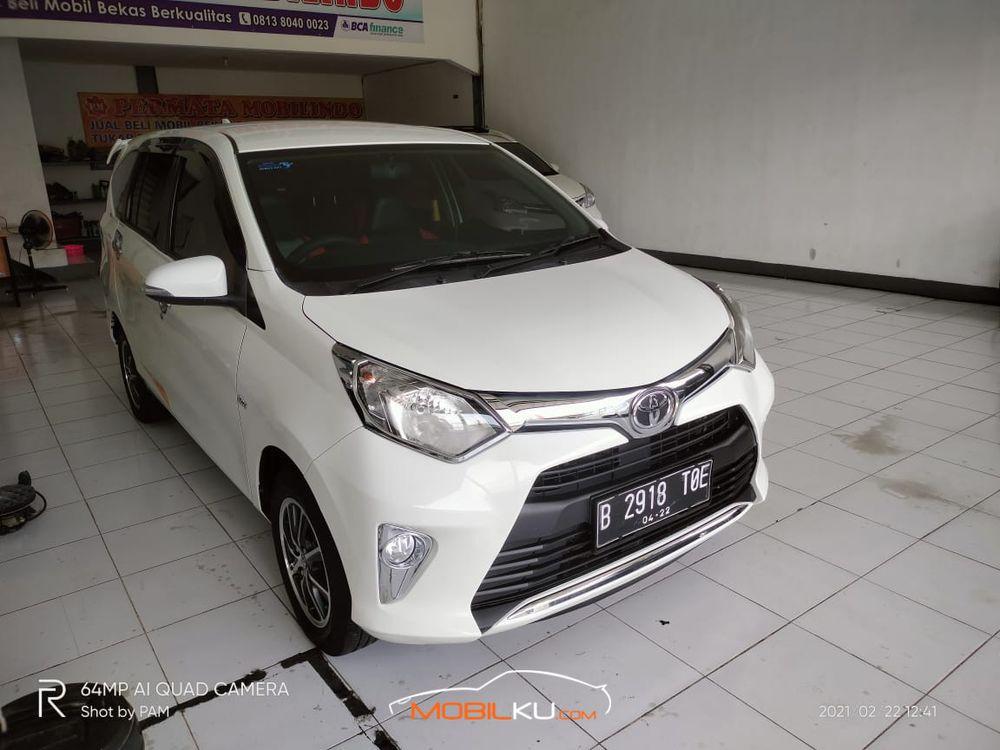 Mobil Toyota Calya 2017