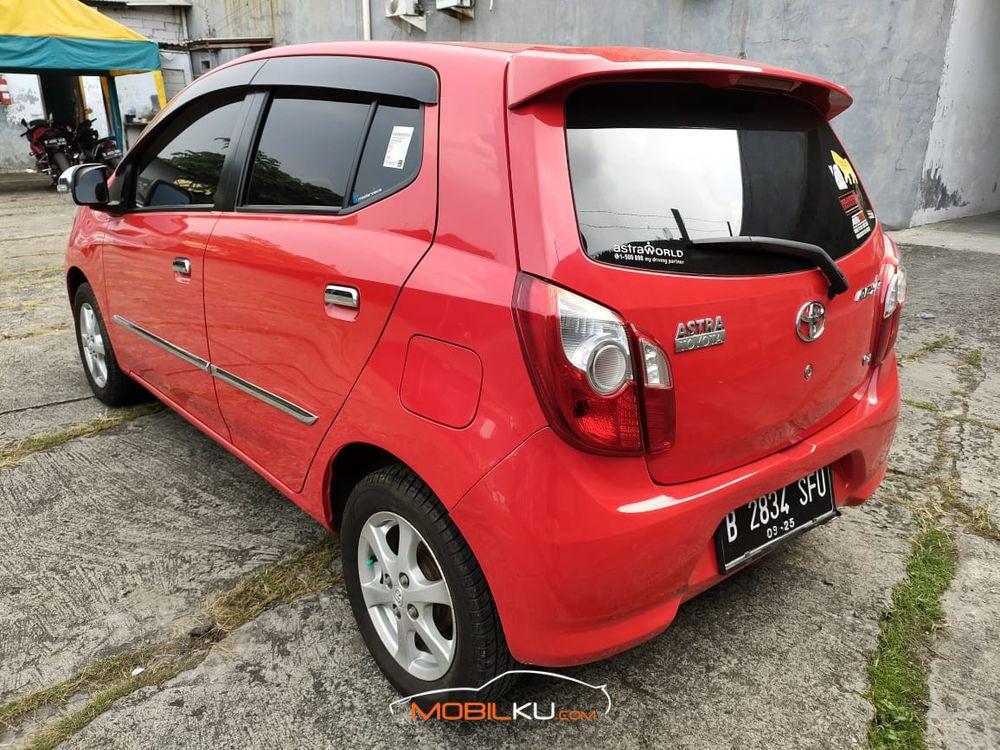 Mobil Daihatsu Ayla 2015