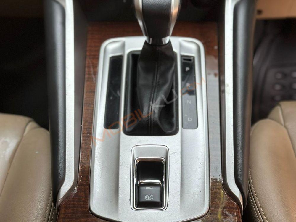 Mobil Mitsubishi Pajero Sport 2019