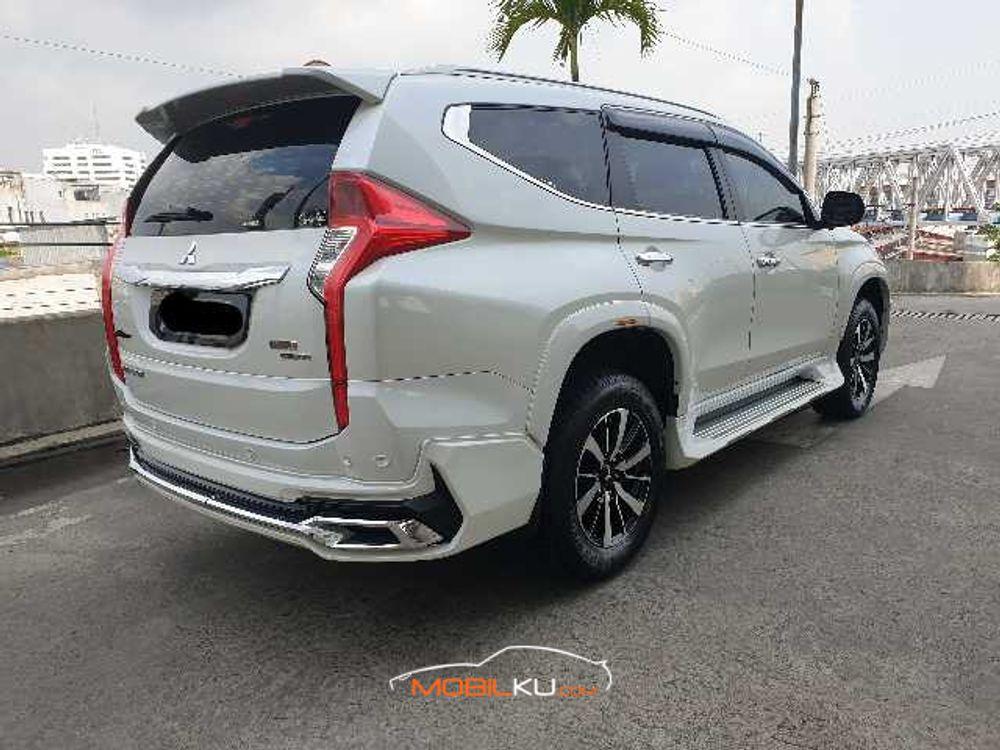 Mobil Mitsubishi Pajero Sport 2019
