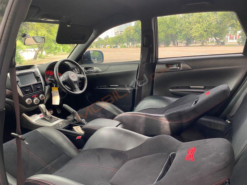 Mobil Subaru Impreza 2013