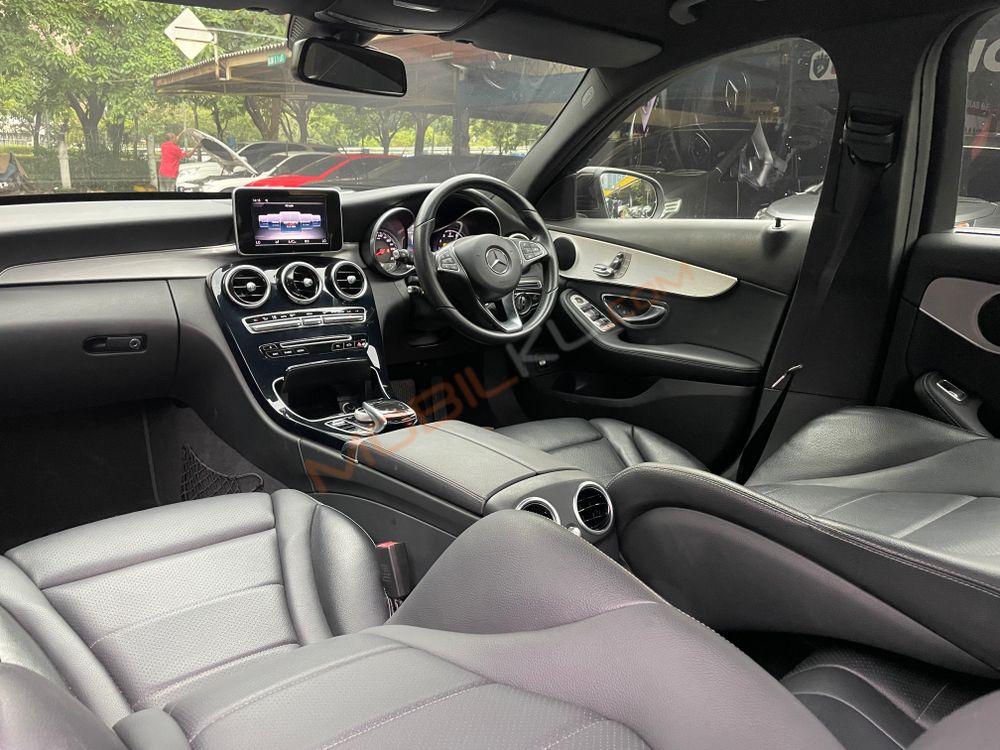 Mobil Mercedes-Benz C-Class 2018