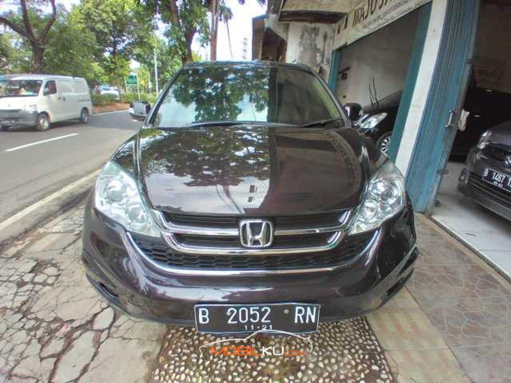 Mobil Honda CR-V 2011
