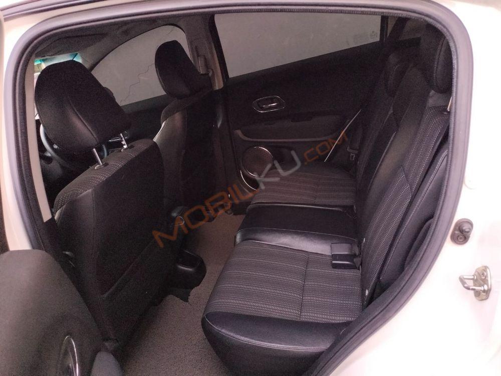 Mobil Honda HR-V 2015