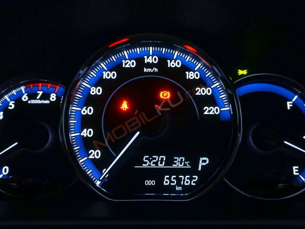 Mobil Toyota Yaris 2020