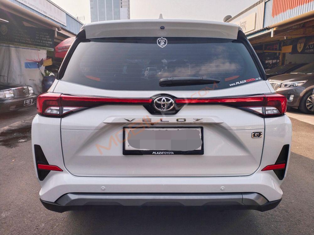 Mobil Toyota Veloz 2022