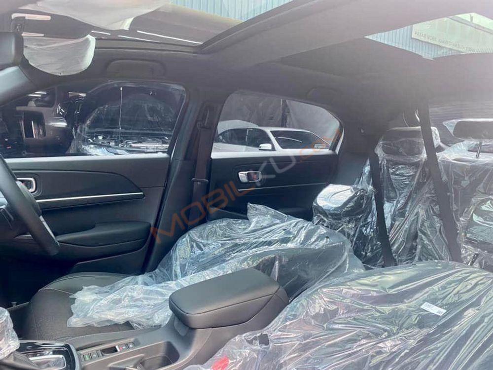 Mobil Honda HR-V 2022