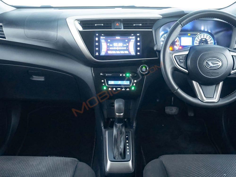 Mobil Daihatsu Sirion 2021
