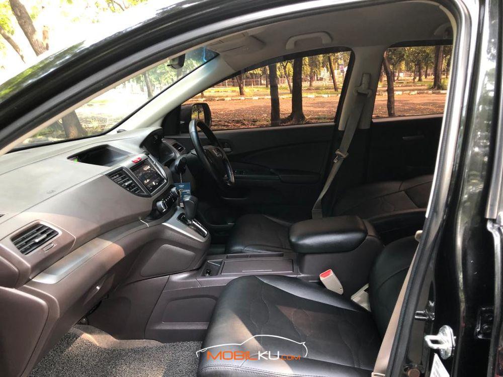 Mobil Honda CR-V 2014