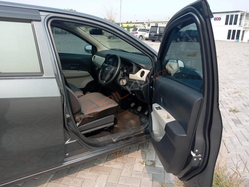 Mobil Daihatsu Sigra 2022