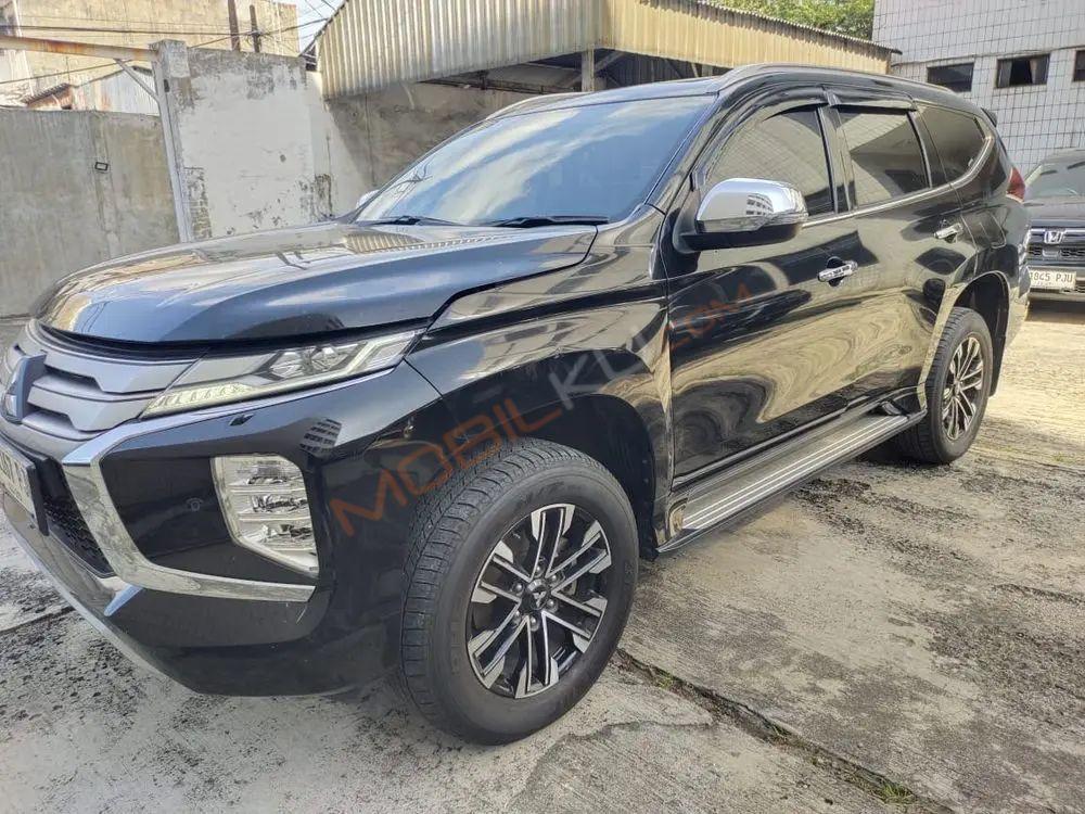Mobil Mitsubishi Pajero Sport 2023
