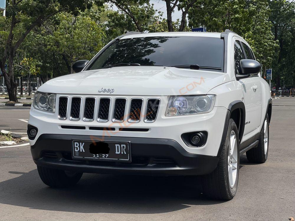 Mobil Jeep Compass 2013