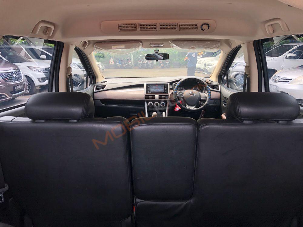 Mobil Nissan Livina 2019