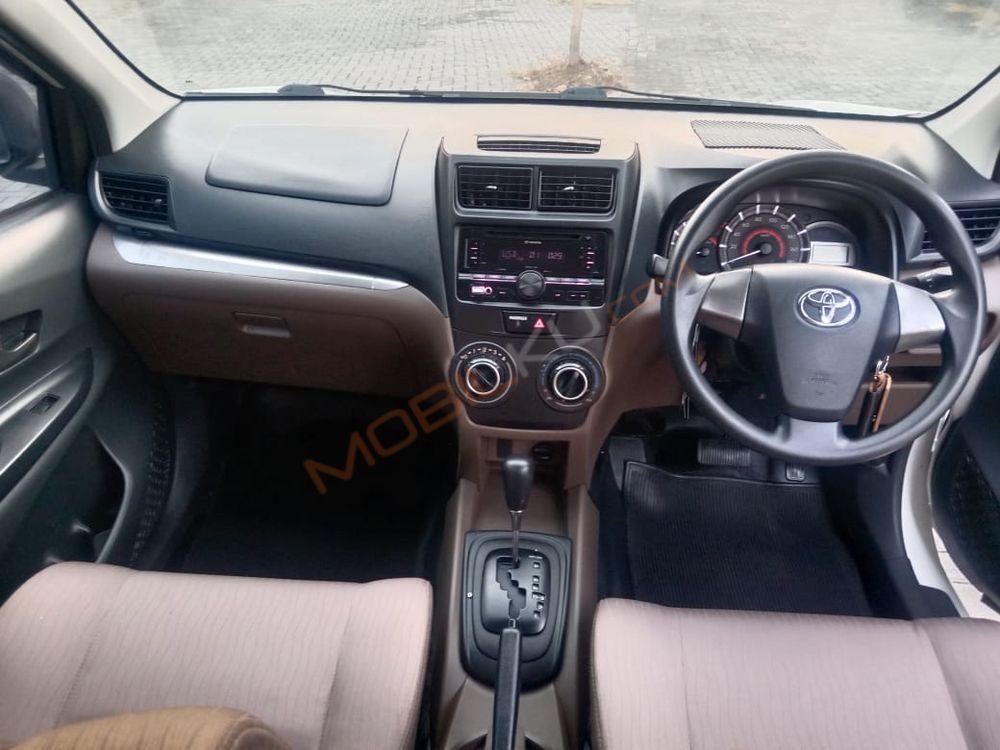 Mobil Toyota Avanza 2017