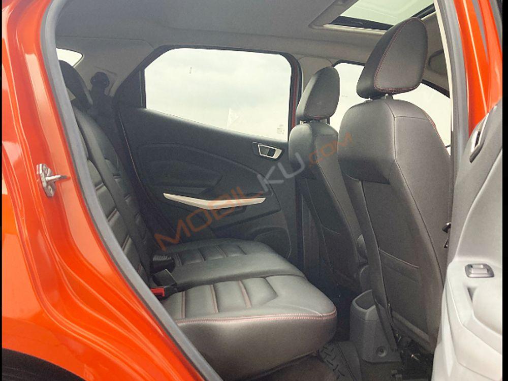 Mobil Ford EcoSport 2014