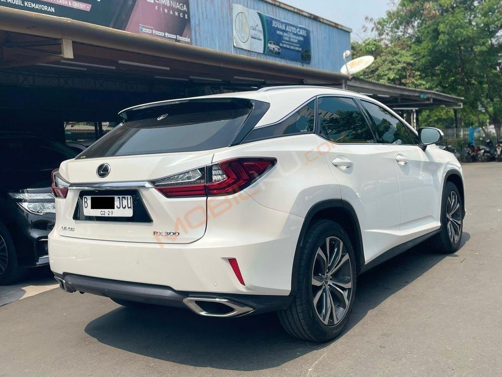 Mobil Lexus RX 2018