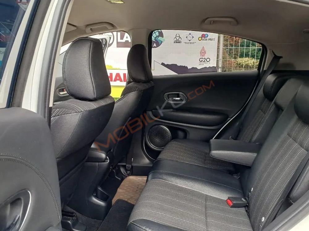 Mobil Honda HR-V 2016