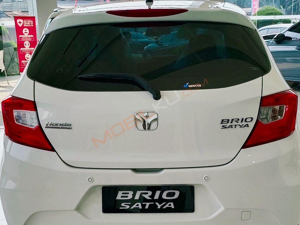 Mobil Honda Brio 2023