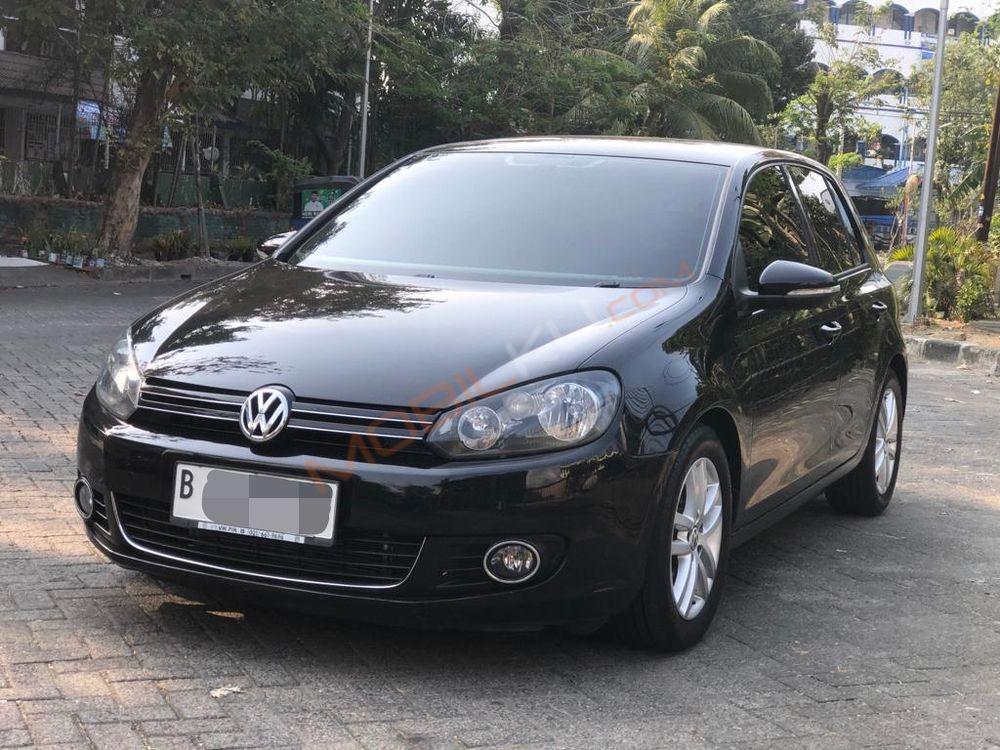 Mobil Volkswagen Golf 2013