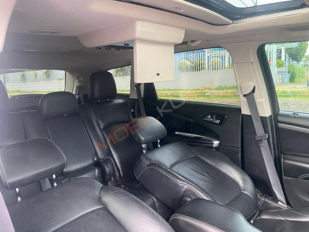 Mobil Dodge Journey 2014