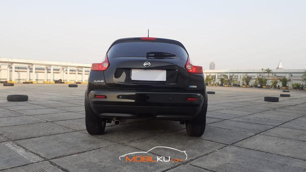 Mobil Nissan Juke 2014
