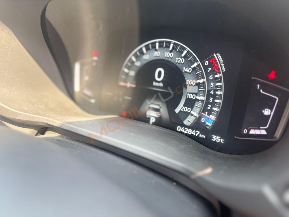 Mobil Mitsubishi Xpander Cross 2023