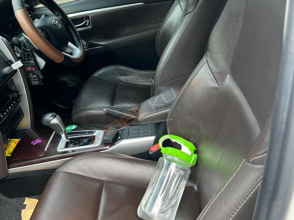 Mobil Toyota Fortuner 2019