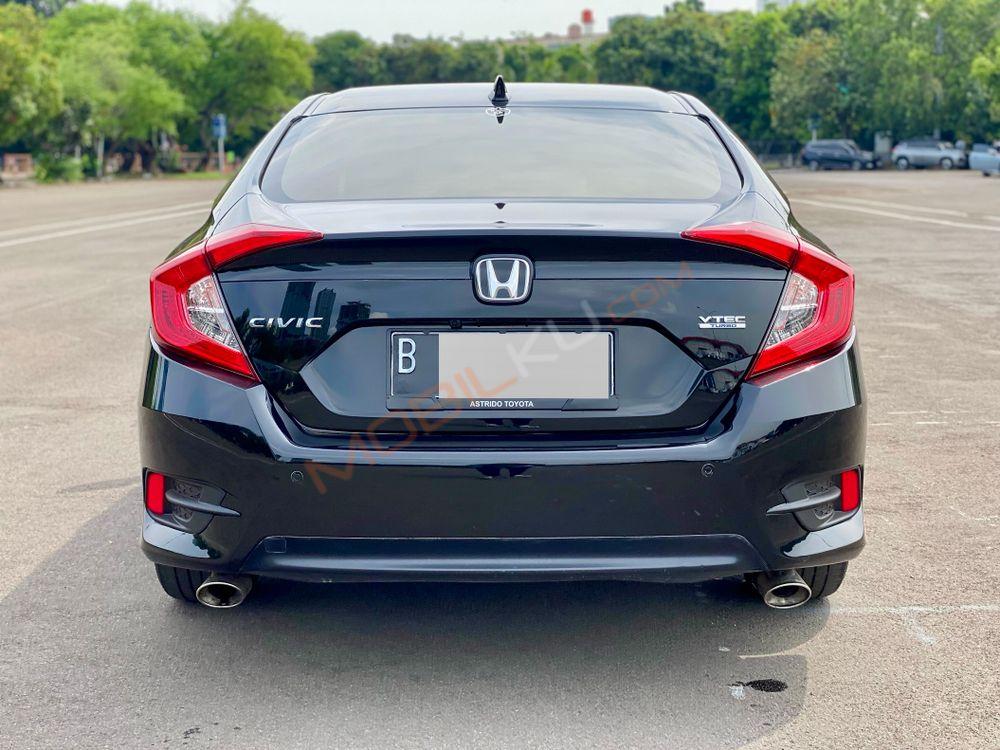 Mobil Honda Civic Sedan 2017
