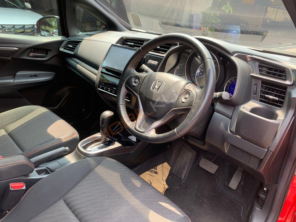 Mobil Honda Jazz 2018