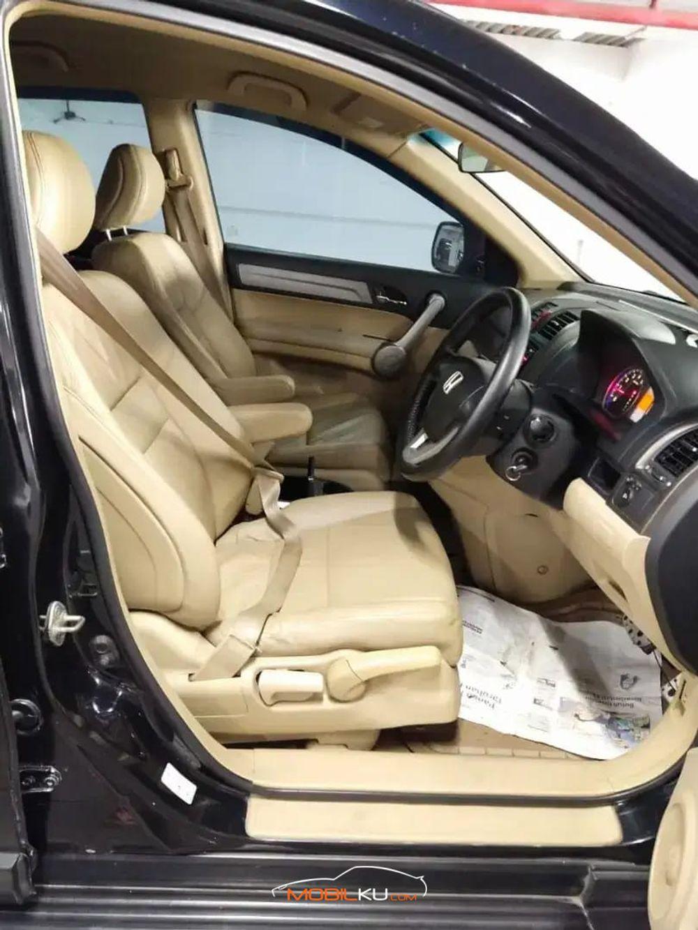 Mobil Honda CR-V 2008
