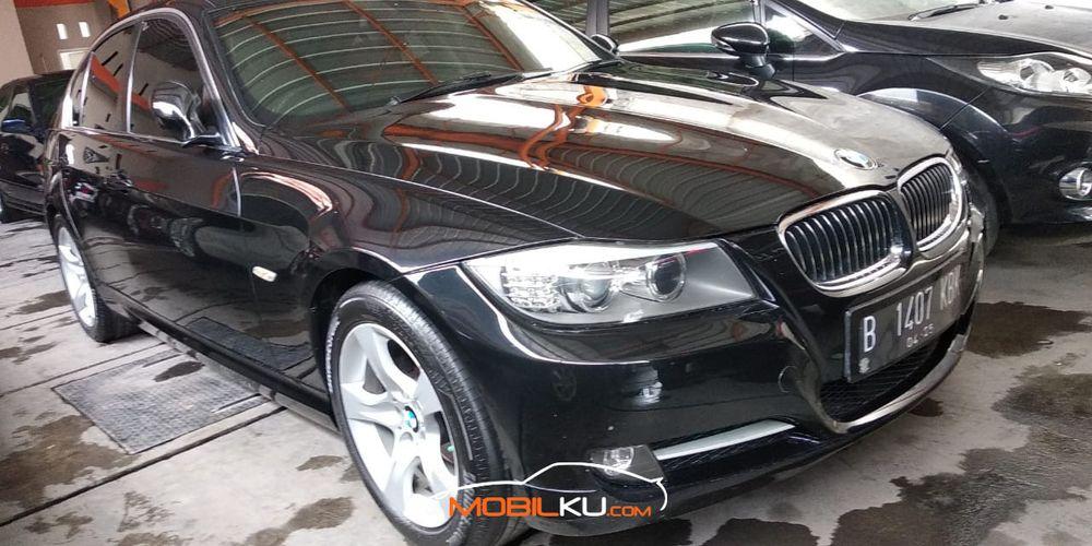 Mobil BMW 3 Series 2012