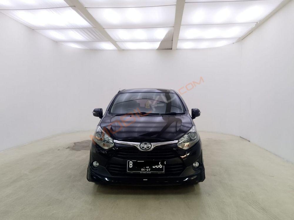 Mobil Toyota Agya 2017