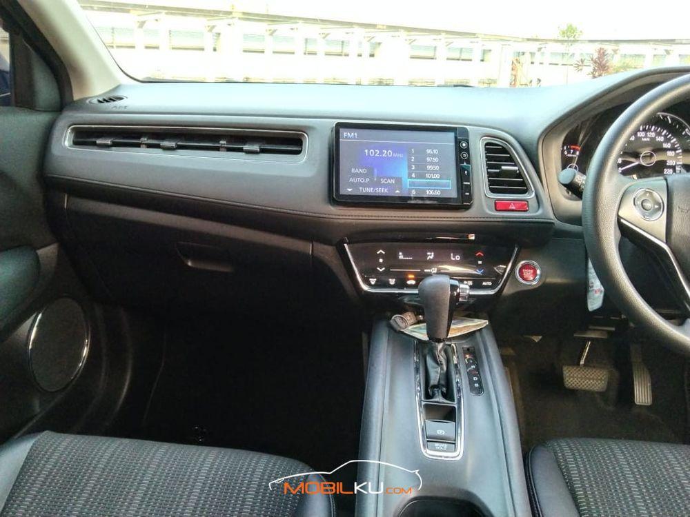 Mobil Honda HR-V 2018