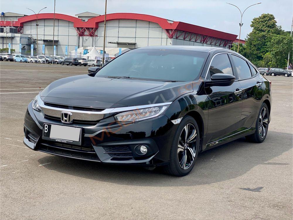 Mobil Honda Civic Sedan 2017