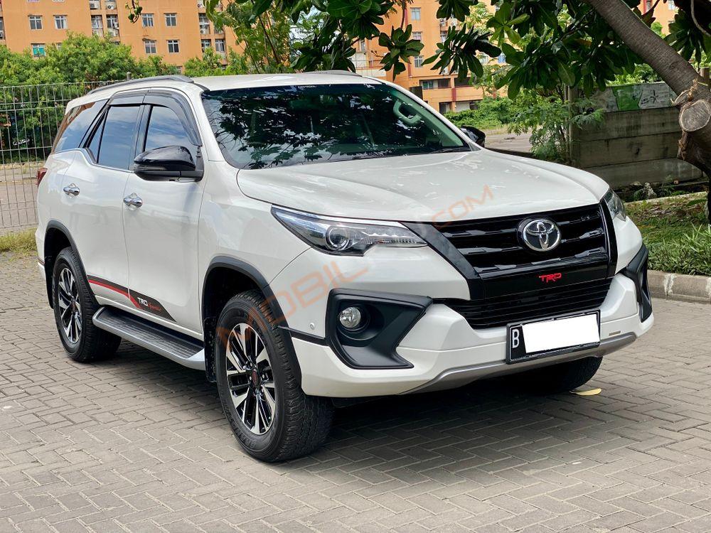 Mobil Toyota Fortuner 2019