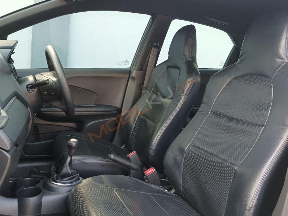 Mobil Honda Brio 2018