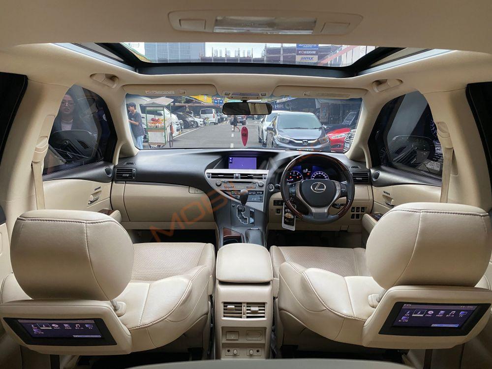 Mobil Lexus RX 2014